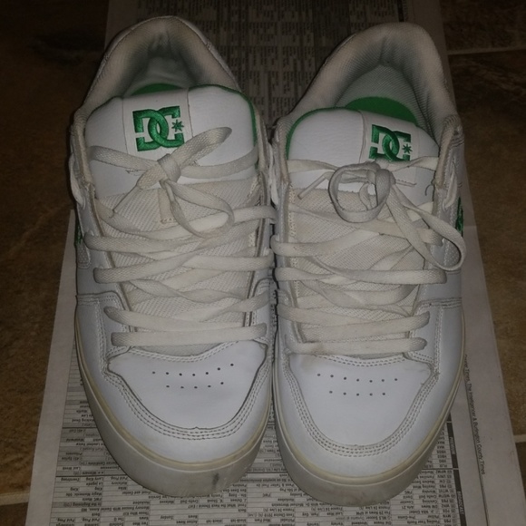 mens white dc trainers